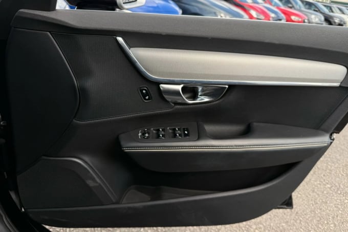 2018 Volvo S90
