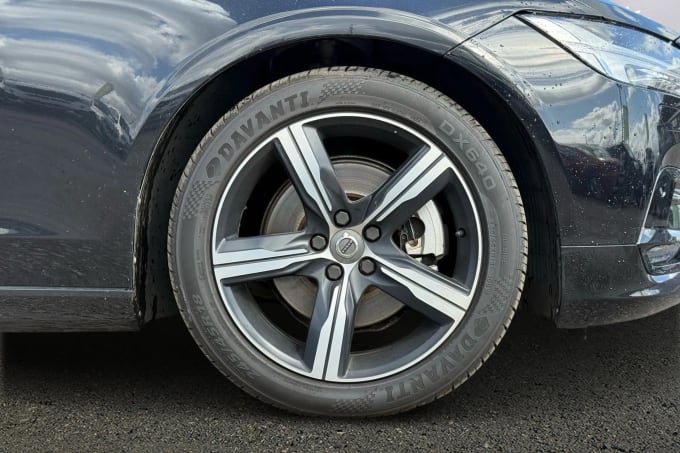 2018 Volvo S90