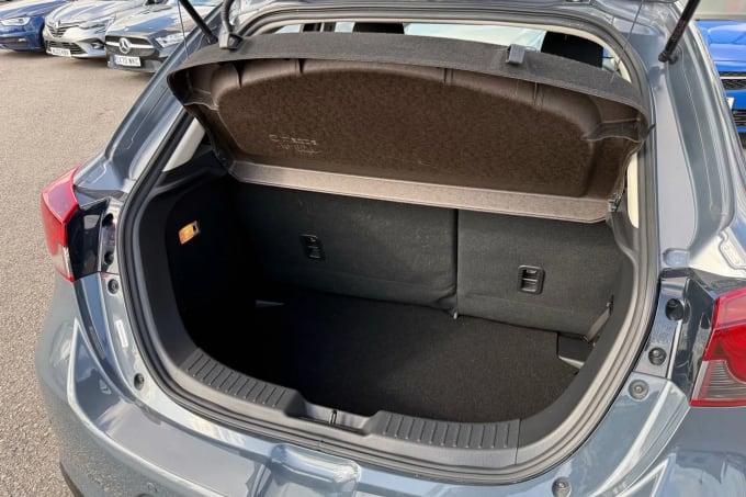 2023 Mazda Mazda2
