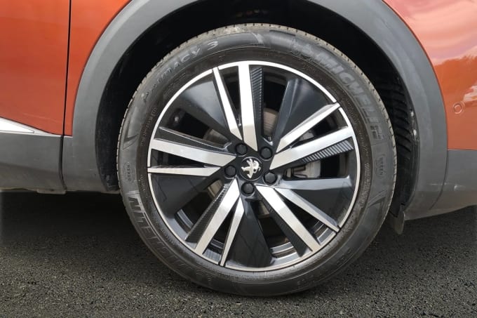 2021 Peugeot 5008