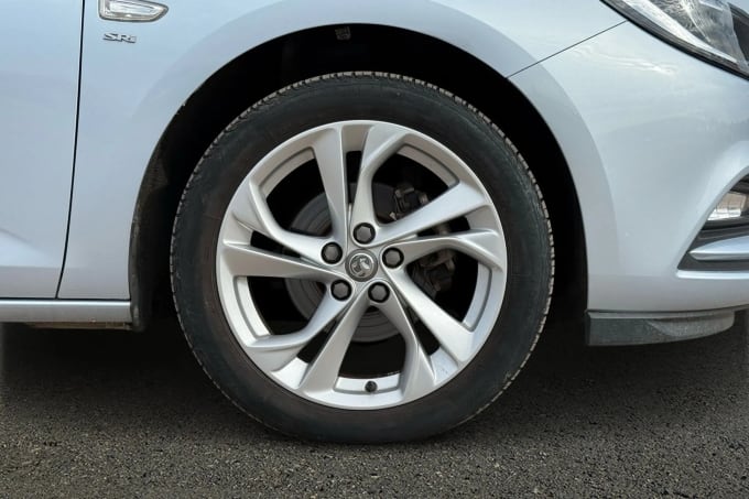 2019 Vauxhall Astra