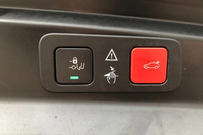 2021 Peugeot 5008