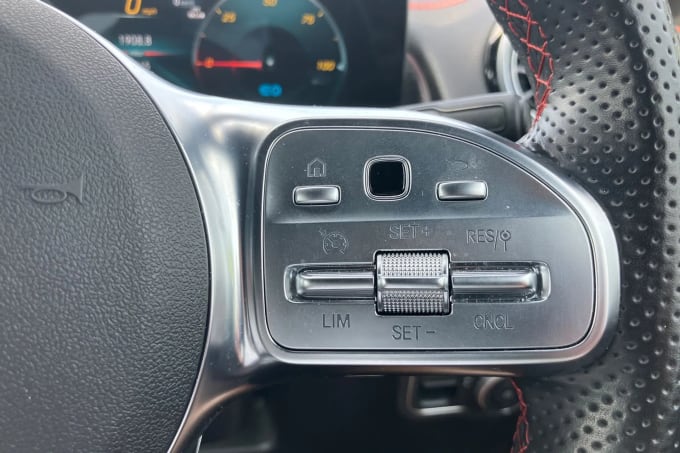 2022 Mercedes-benz Eqb