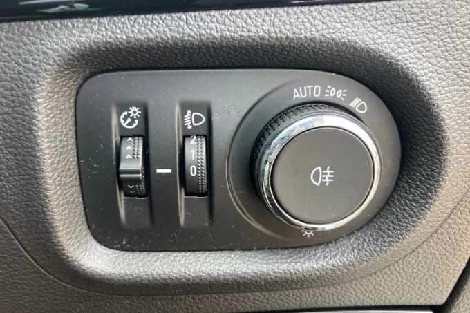 2017 Vauxhall Astra