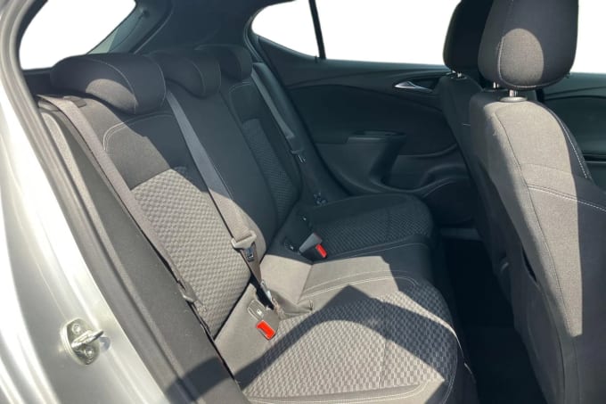 2017 Vauxhall Astra