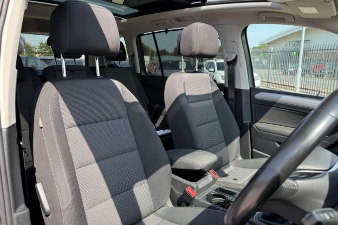 2017 Volkswagen Touran