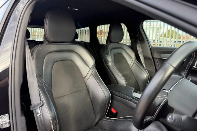 2020 Volvo V90
