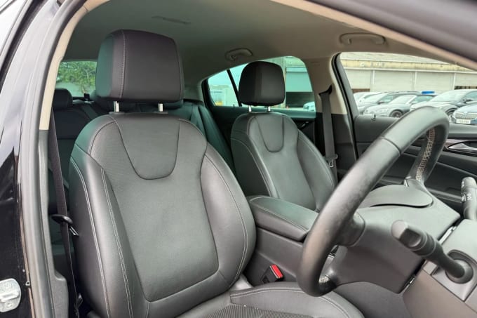 2019 Vauxhall Insignia