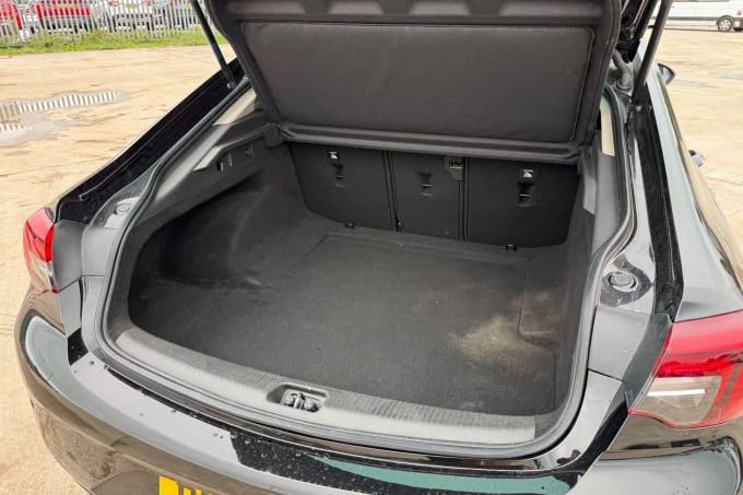2019 Vauxhall Insignia