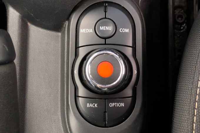 2018 Mini Hatch
