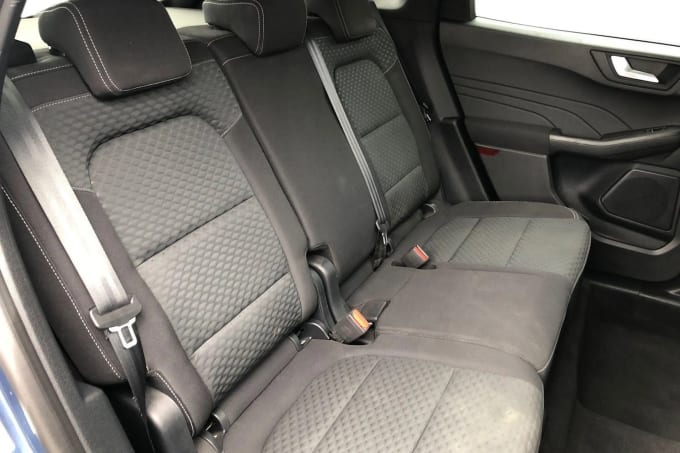 2022 Ford Kuga