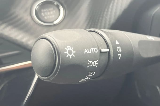 2025 Peugeot 2008