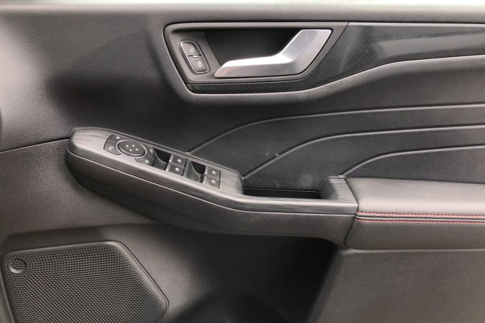 2022 Ford Kuga