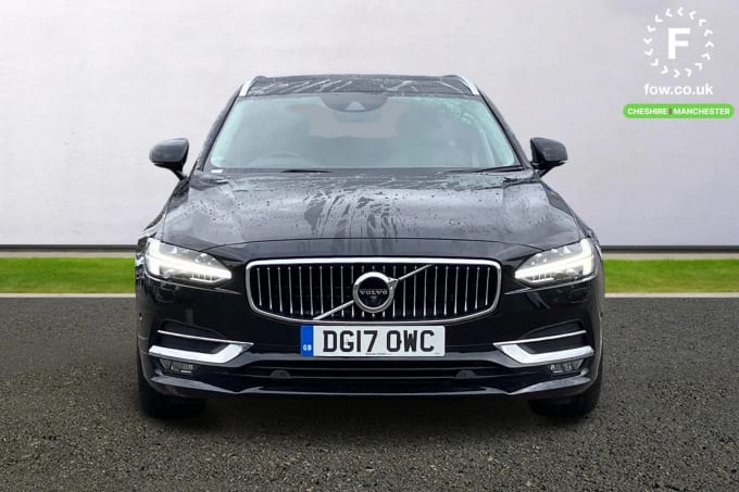 2017 Volvo V90