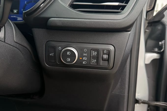 2022 Ford Kuga