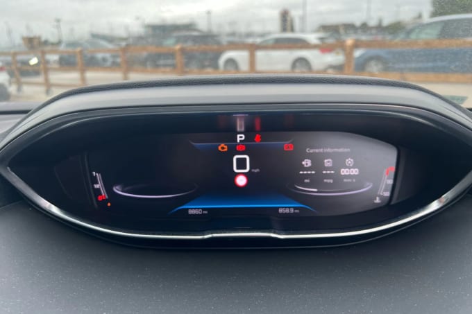 2021 Peugeot 5008