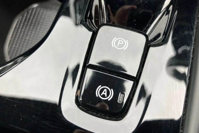 2020 Volvo Xc40