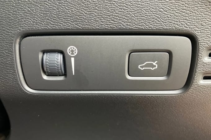 2020 Volvo Xc40