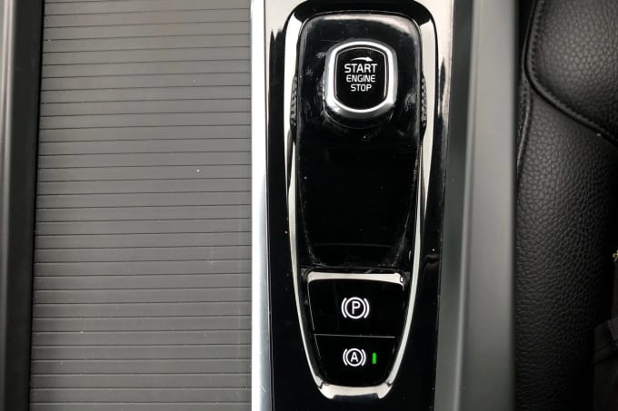 2021 Volvo V60