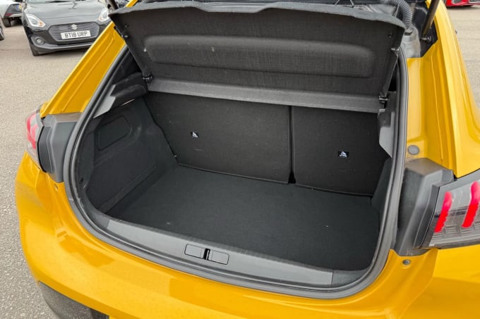 2022 Peugeot 208