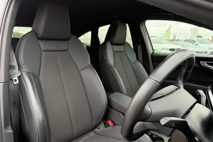 2022 Audi Q4
