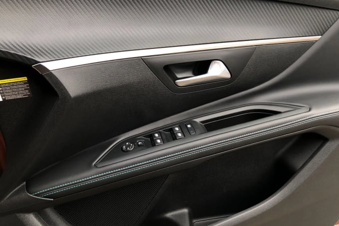 2022 Peugeot 5008