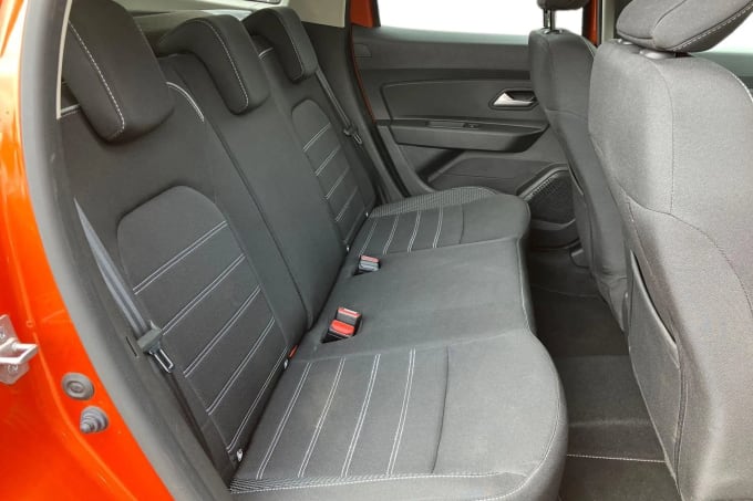 2022 Dacia Duster