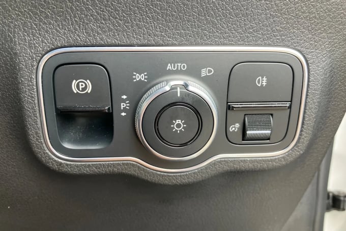 2020 Mercedes-benz Glb