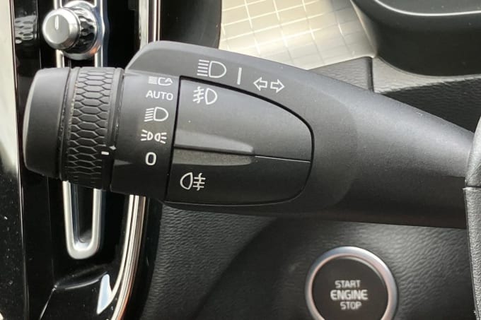 2023 Volvo Xc40