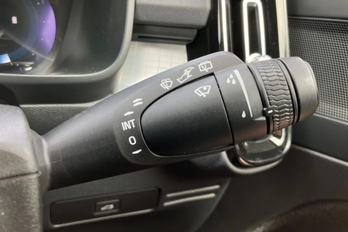 2023 Volvo Xc40