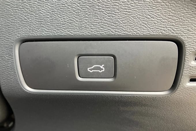 2023 Volvo Xc40