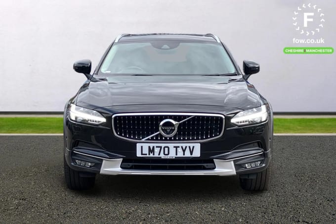2020 Volvo V90