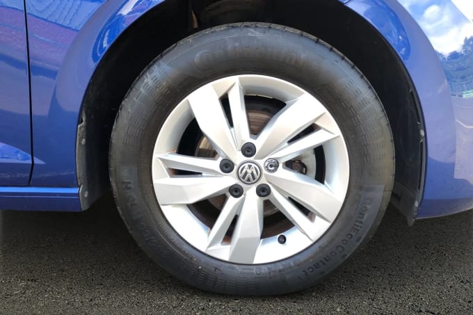 2019 Volkswagen Polo