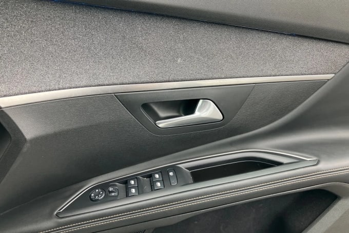 2019 Peugeot 5008