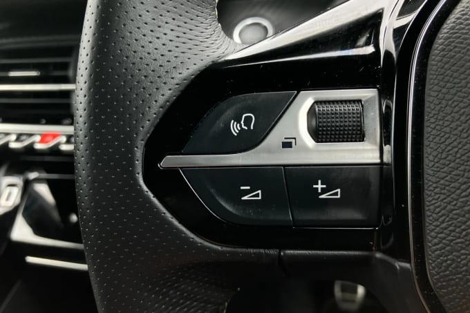 2024 Peugeot 208