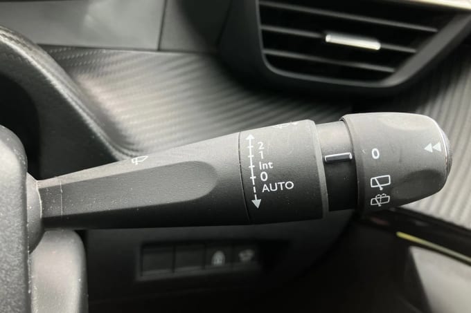 2024 Peugeot 208