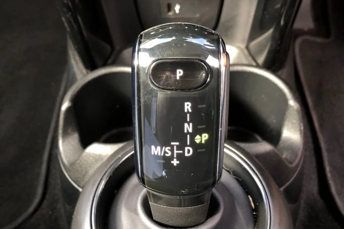 2022 Mini Hatch
