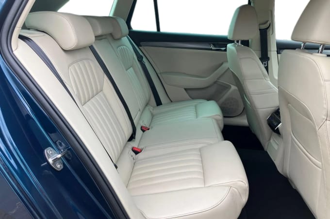 2022 Skoda Superb