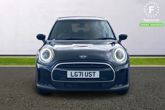 2021 Mini Hatch