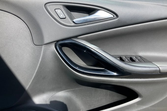 2017 Vauxhall Astra