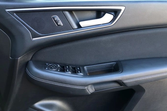 2020 Ford S-max