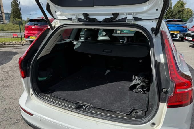 2021 Volvo V60