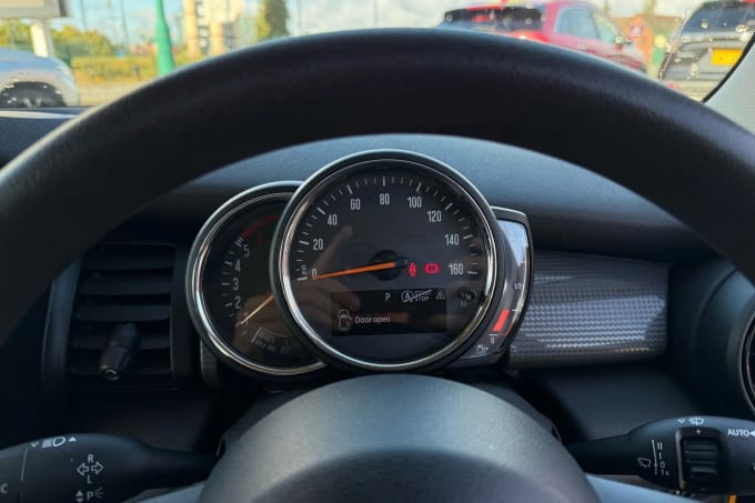 2017 Mini Hatch