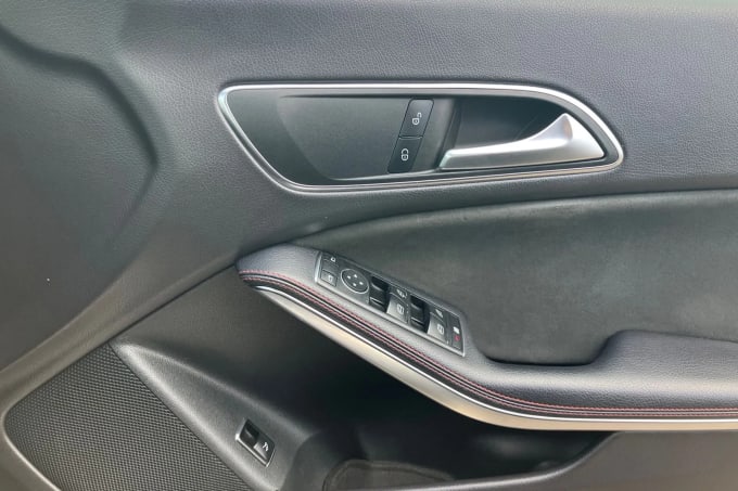 2018 Mercedes-benz Cla Class