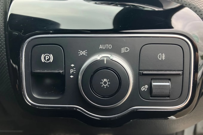 2021 Mercedes-benz Cla Class