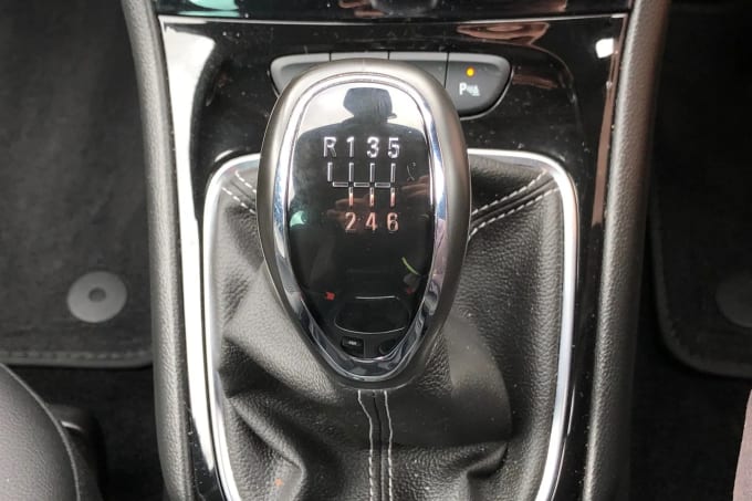 2021 Vauxhall Astra