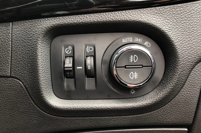 2021 Vauxhall Astra