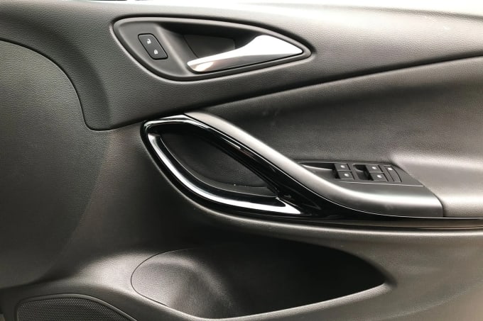 2021 Vauxhall Astra
