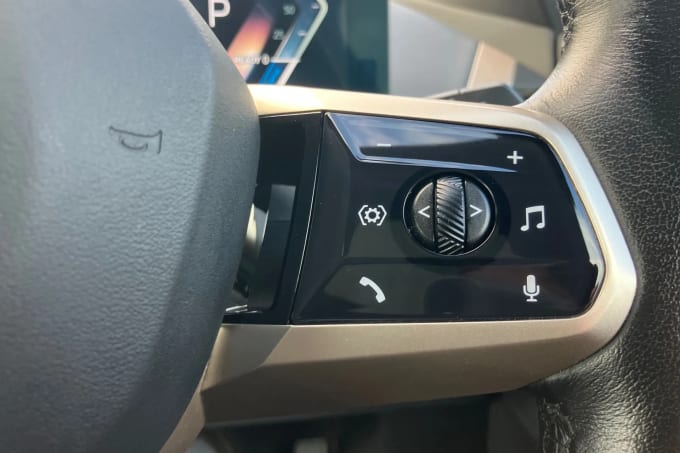 2022 BMW Ix