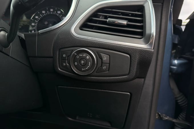 2021 Ford Galaxy